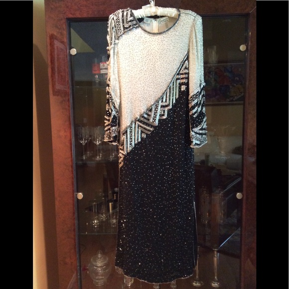 Judith Ann Creations Black and White Dress - Picture 3 of 16